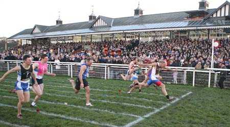 Veteran Tony Bowman winning the 138th New Year Sprint off 28.5m, in December 2006.